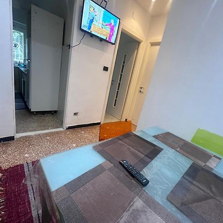 Entire 3 Bed Rooms Apartment,Centrum เจนัว ภายนอก รูปภาพ
