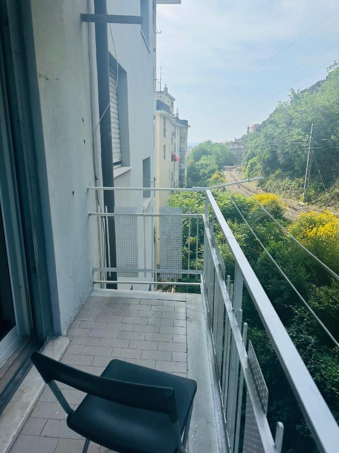 Entire 3 Bed Rooms Apartment,Centrum เจนัว ภายนอก รูปภาพ
