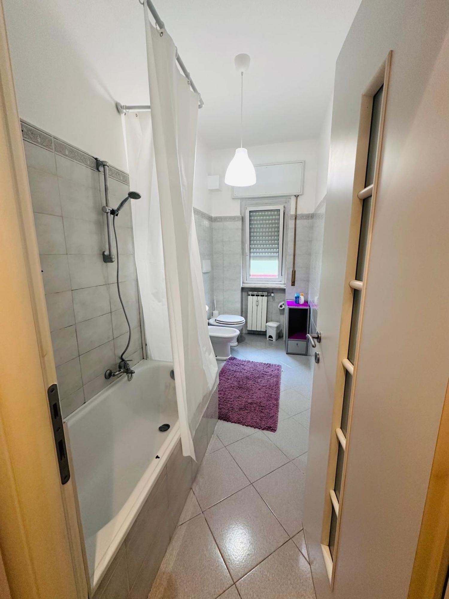 Entire 3 Bed Rooms Apartment,Centrum เจนัว ภายนอก รูปภาพ