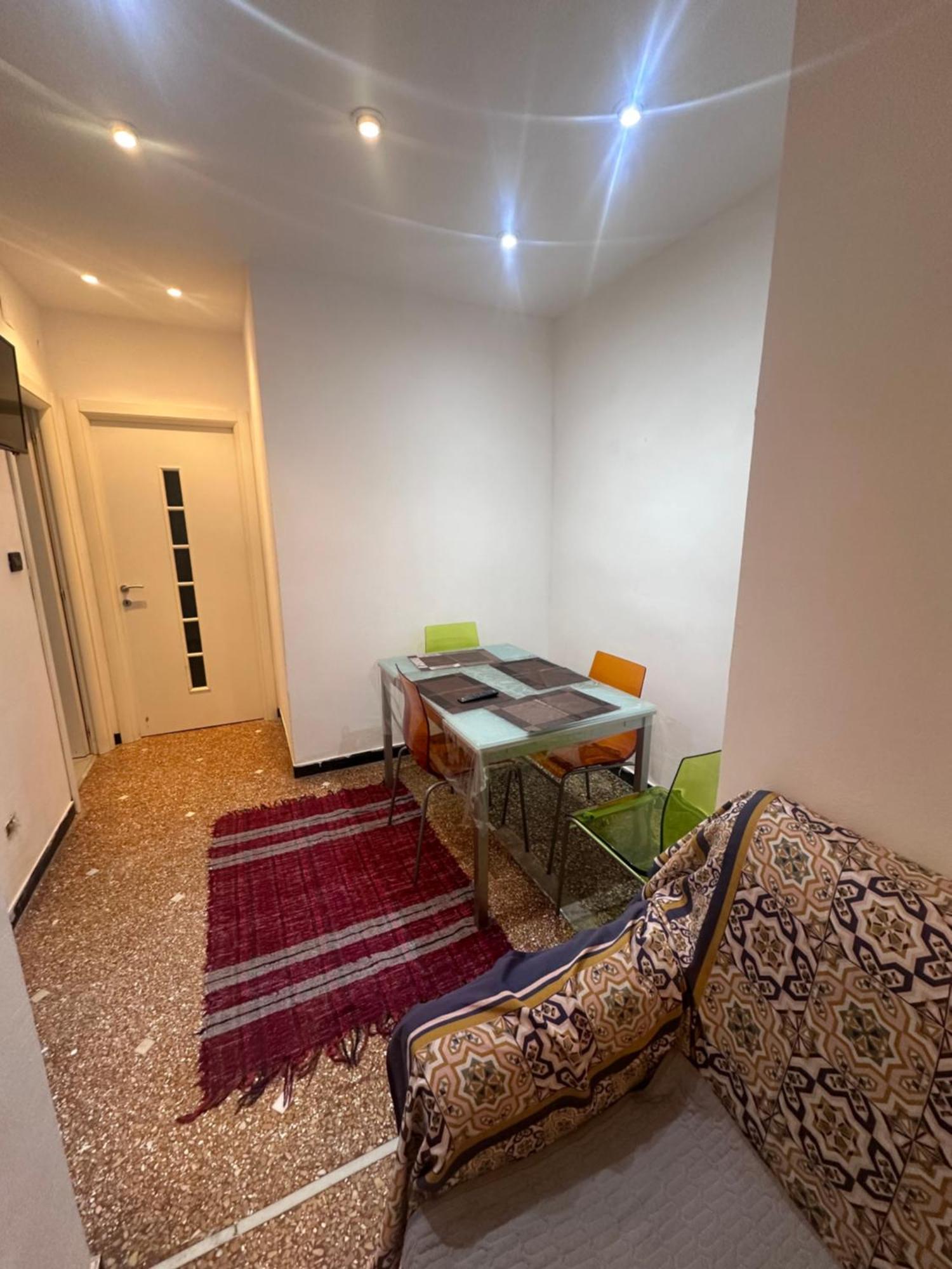 Entire 3 Bed Rooms Apartment,Centrum เจนัว ภายนอก รูปภาพ